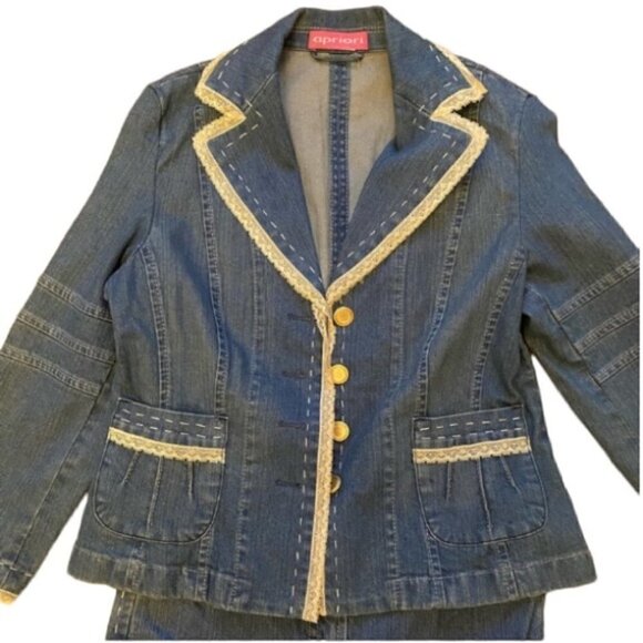 Apriori Denim Jeans with Lace Detail - Picture 11 of 12